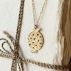 pendentif grenade, billes en relief
