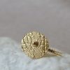 Bague pompon